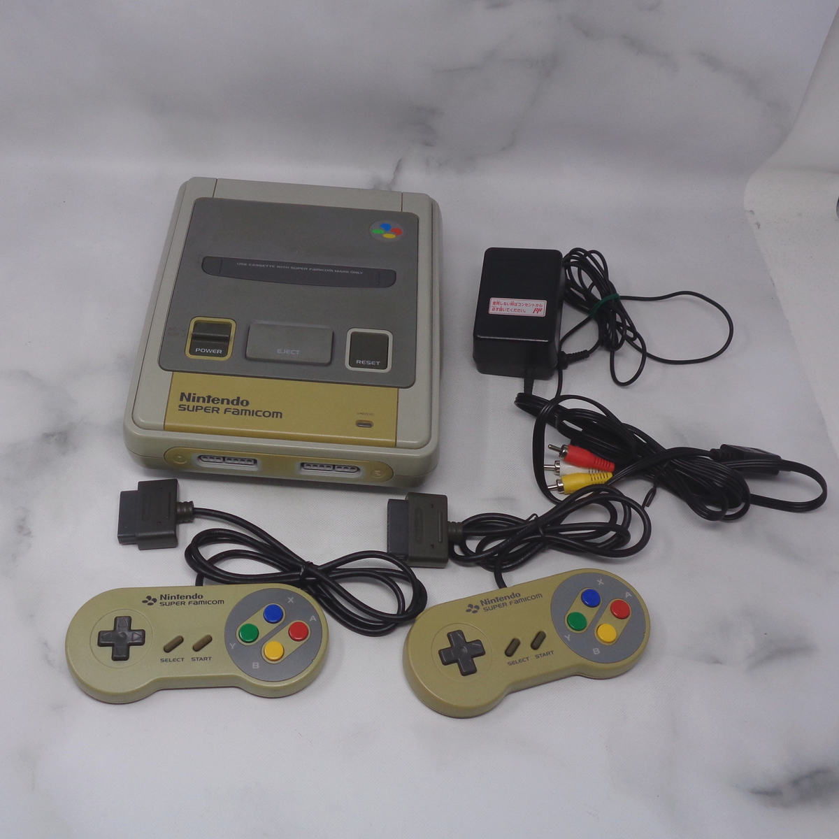 スーパーファミコン 本体セット 動作確認済み【コントローラ状態難