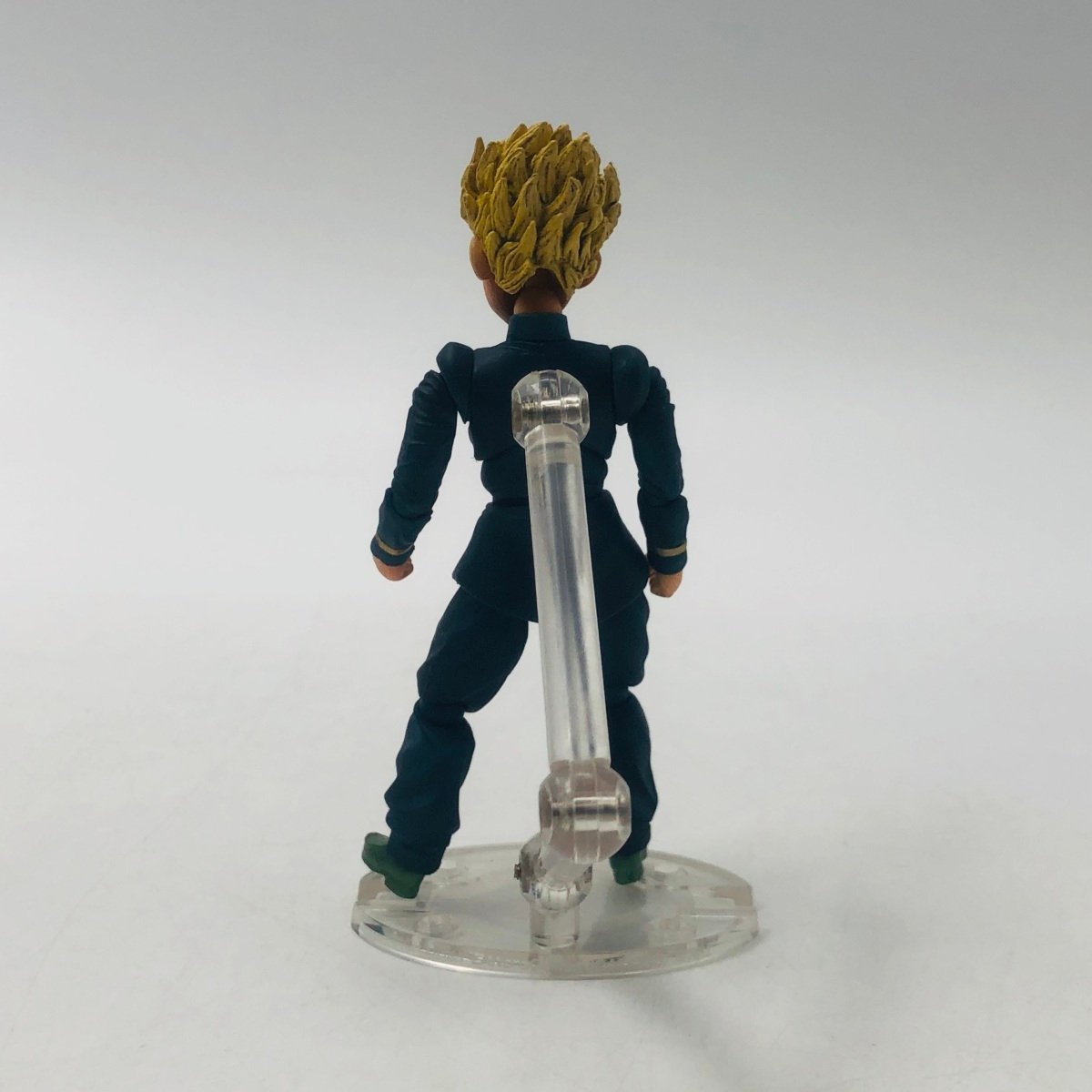 中古品 メディコス 超像可動 ジョジョの奇妙な冒険 第4部 広瀬康一