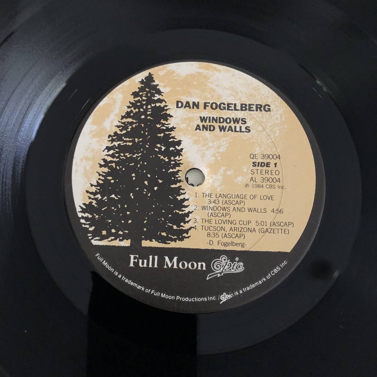 中古 US盤 レコード Dan Fogelberg Windows And Walls ダン・フォーゲルバーグ ウィンドウズ・アンド・ウォールズ Full Moon QE39004_画像2