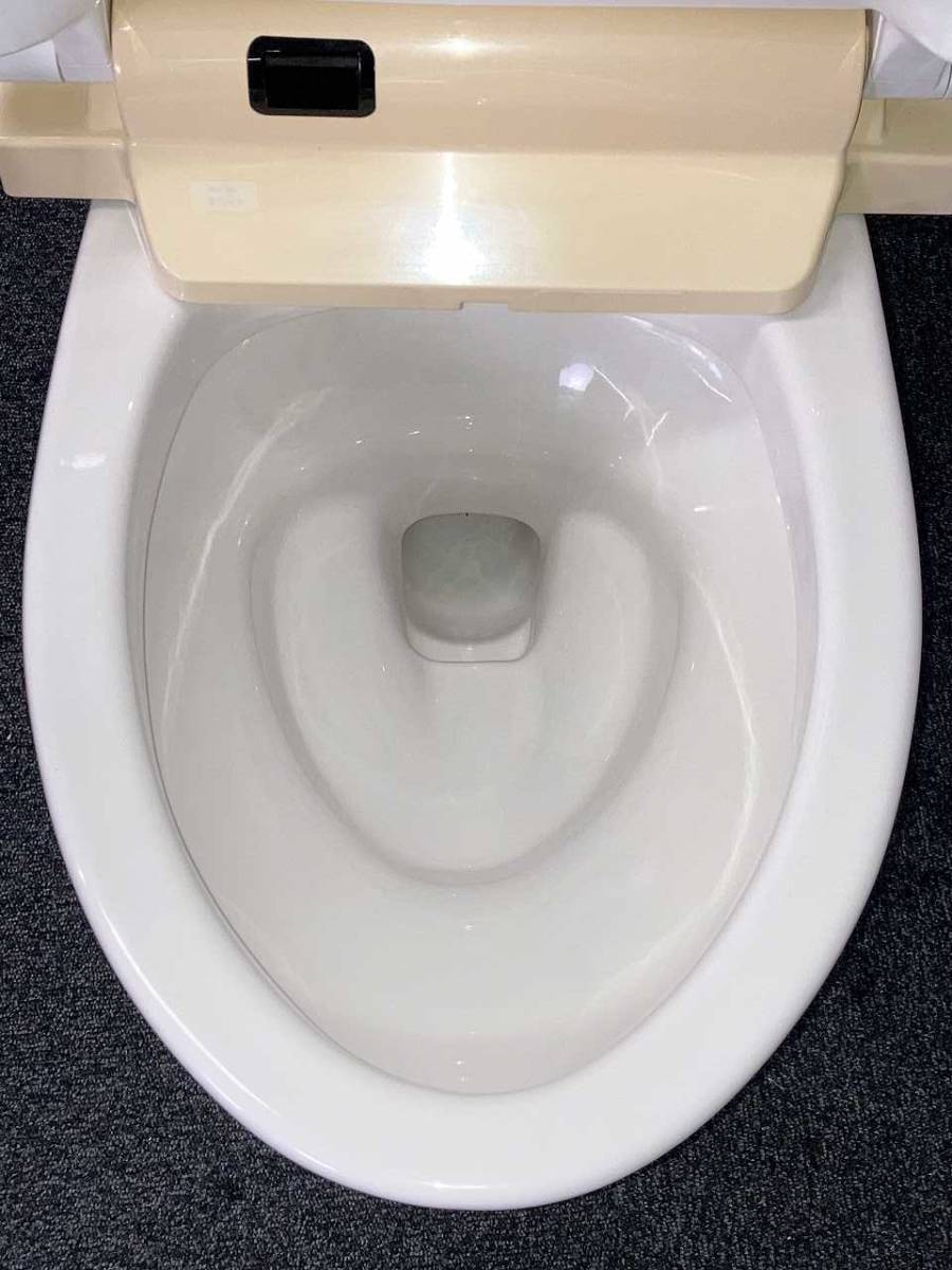 中古】TOTO リモコン無し トイレ洋式便器(床下排水)「CS87BU」と 中古】TOTO リモコン無し トイレ洋式便器(床下排水)「CS87BU」と