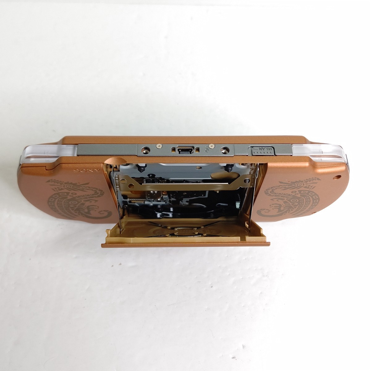 psp2000 モンハン2G ハンターズパックG ほぼ未使用 SONY ソニー psp2000 モンハン2G ハンターズパックG ほぼ未使用 SONY ソニー
