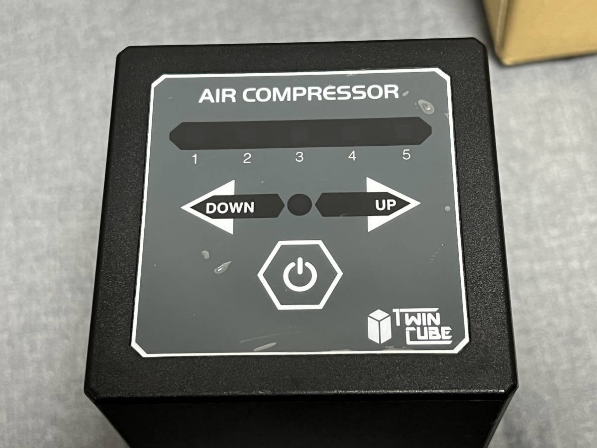 日邦産業 エアブラシ用コンプレッサー ツインキューブ TWIN CUBE 日邦産業 エアブラシ用コンプレッサー ツインキューブ TWIN CUBE