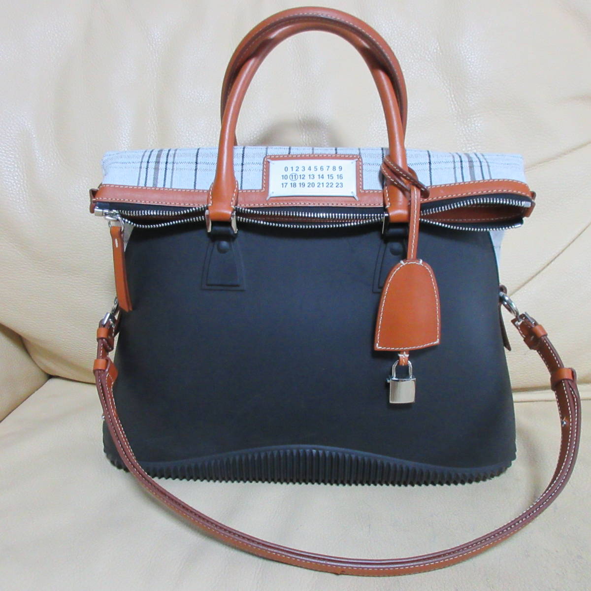 Maison Margiela★メゾンマルジェラ ハンドバッグ 2Way 5ACブラック S61WG0107