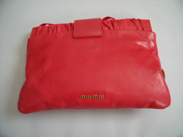  beautiful goods ultra rare!# MiuMiu # miumiu # ram leather leather made * Mini shoulder bag pochette pouch # coral red group # free shipping 