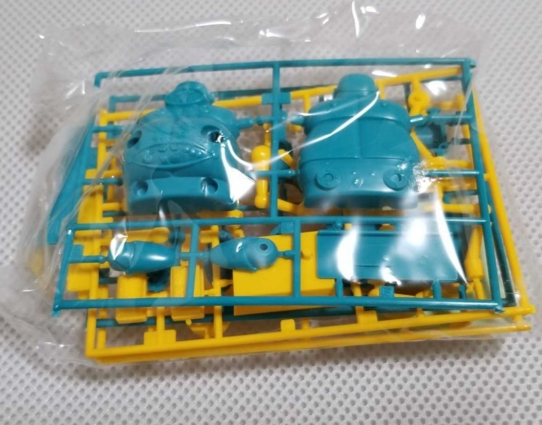 T-197☆レア☆絶版品【とびだせ「ロボダッチ」フットボールロボ T-197☆レア☆絶版品【とびだせ「ロボダッチ」フットボールロボ