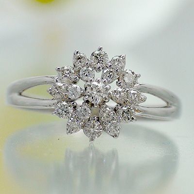 最新の激安 プラチナ900 リング 0.3ct リング ダイヤモンド 指輪 pt900