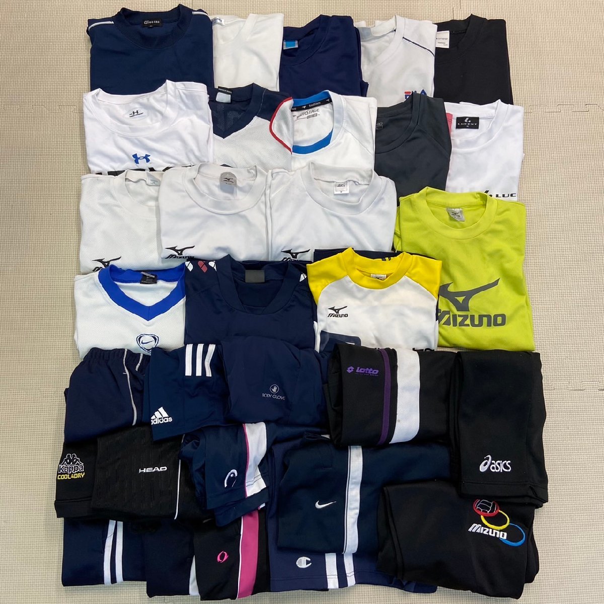 (Y)YJ023( box )( used ) sportswear 30 point set /MIZUNO/NIKE/asics/ short sleeves / shorts / men's / lady's / man and woman use / training / set sale 