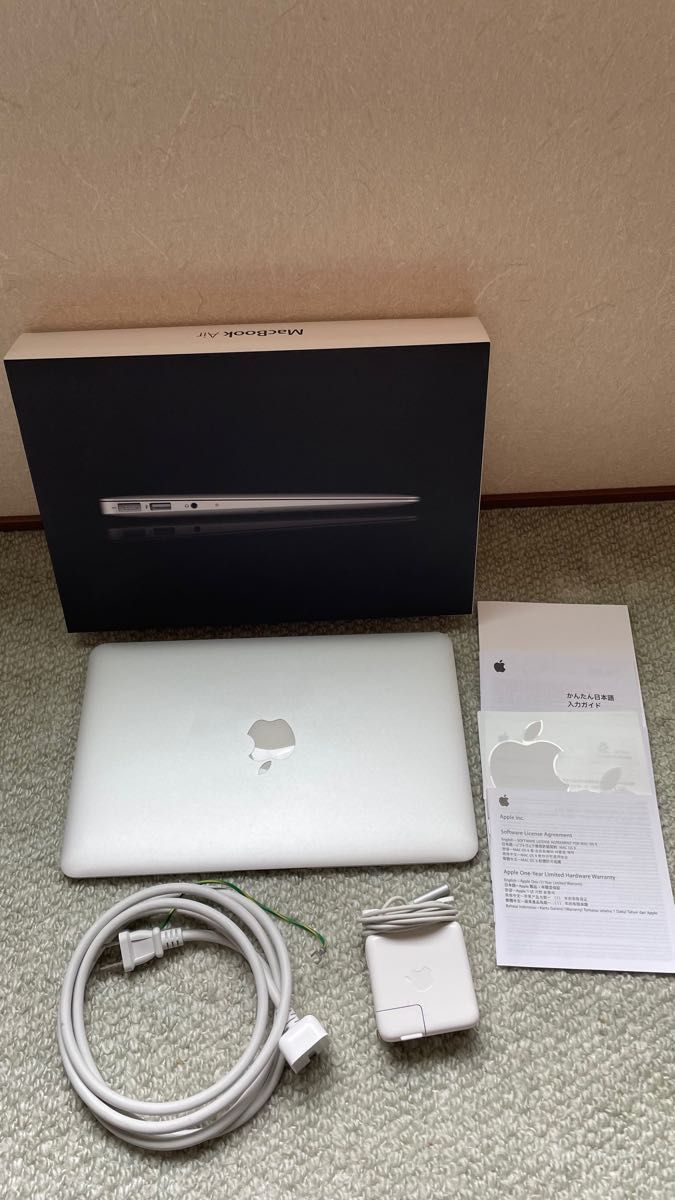 MacBook Air ［MC505J/A］ Late 2010モデル｜PayPayフリマ