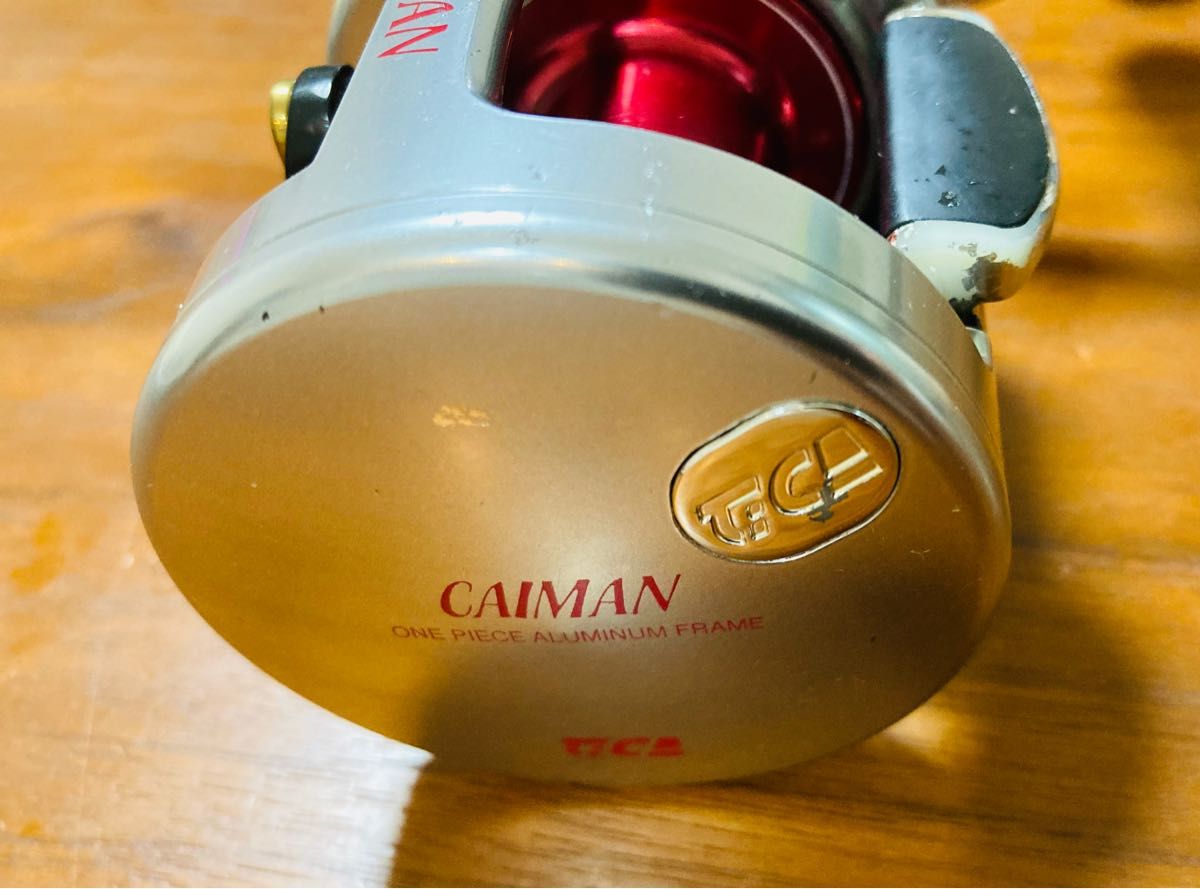 美品 TiCA ティカ CAIMAN カイマン SH150M ベイトリール 船 釣り 美品 TiCA ティカ CAIMAN カイマン SH150M ベイトリール 船 釣り