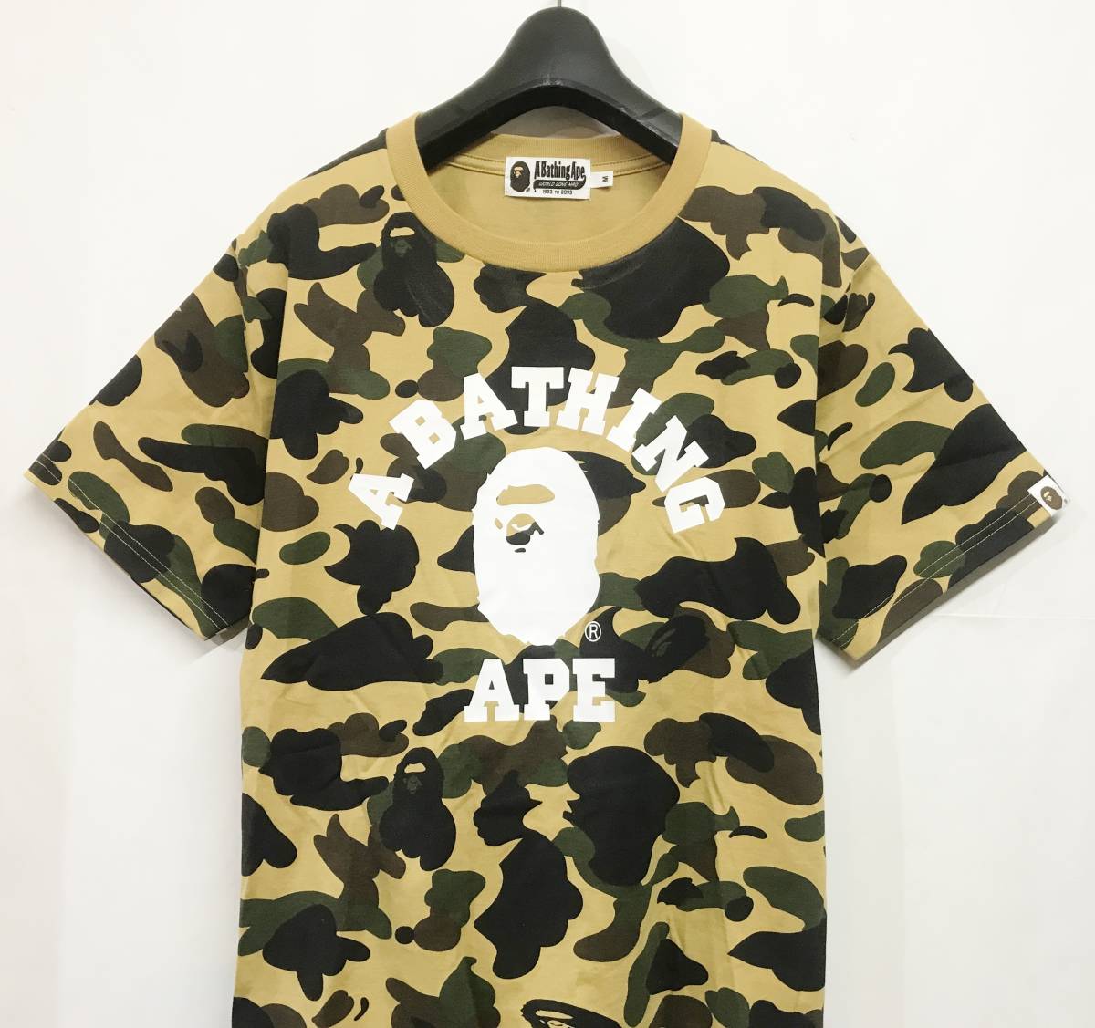 何でも揃う 1ST APE BATHING A CAMO ベイプ Tee Tシャツ カレッジロゴ