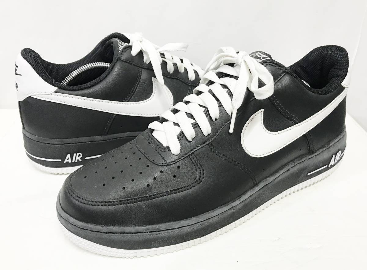 希少 NIKE AIR FORCE 1 ブラック/ホワイト US10/28cm ナイキ エアフォース ロー 306353-011 2004年製 スニーカー 靴 ヴィンテージ_画像1