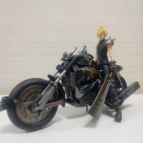 ハードブレイカー デイトナ クラウド FF7 フィギュア FAINALFANTASY7 ファイナルファンタジー7 プレイアーツ