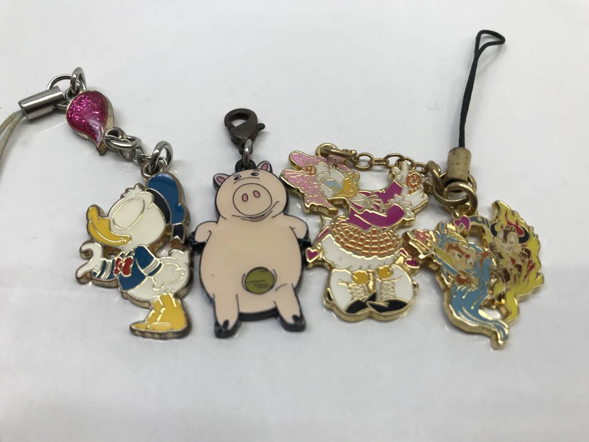 B073◇中古 ディズニー Disney ピンバッジ ピンバッチ スーベニアメダル アルファベッドキーチェーン キーホルダー 他※キズや汚れ等有_画像6