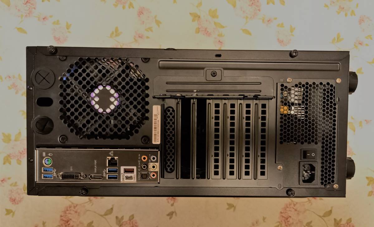中古PC・動作品】iiyamaのPC「LEVEL ILeDXi-R040-Ai7K」Core i7-9700K