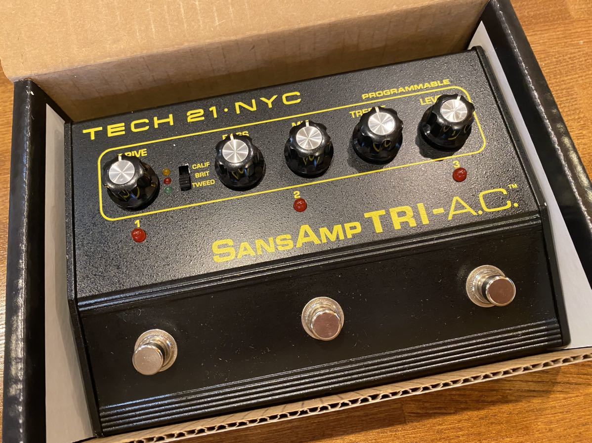 美品 TECH21 SANSAMP NYC TRI-AC サンズアンプ プリアンプ 動作品