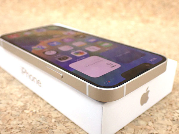 超美品】国内版 SIMフリー iPhone 13 mini 128GB スターライト MLJE3J