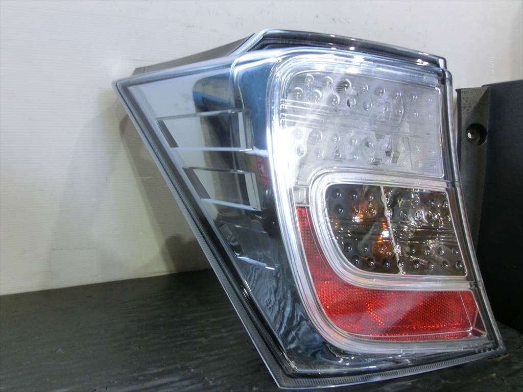 SALE/87%OFF】 ホンダ フリード FREED gp3 HV テールランプ kochmetal