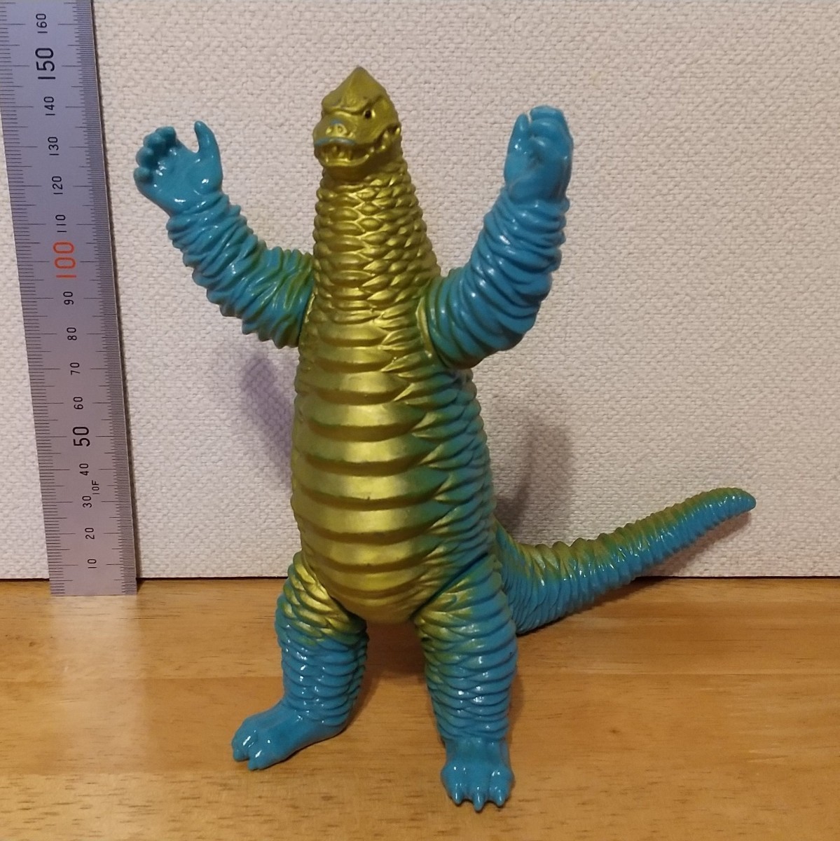 どくろ怪獣 レッドキング ソフビ フィギュア 全高約16全長約17㎝ 硬質