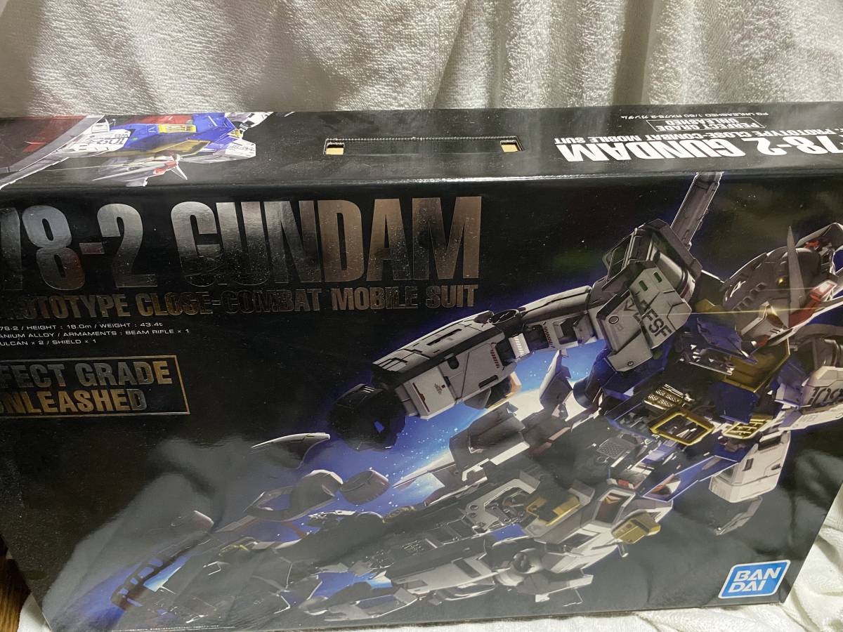 PG UNLEASHED 1/60 RX-78-2 ガンダム+PG UNLEASHED 1/60 RX