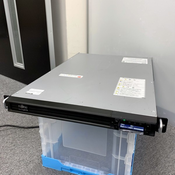 @S1188 現状品 保証無し Fujitsu APC 高機能無停電電源装置 Smart-UPS 1200(FJM1200RMJ1U) バッテリー交換期日/Jun(6月)-2024 AP9630付き_画像1