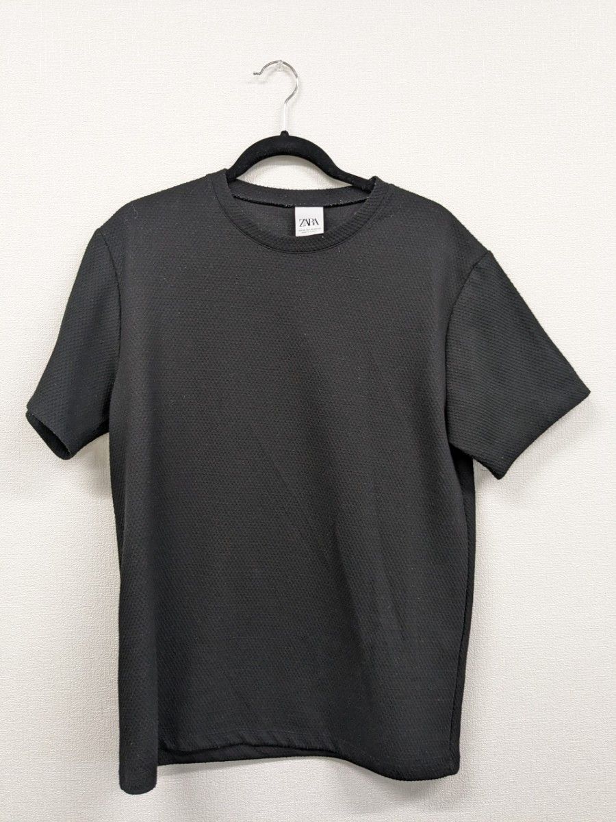 ZARA 　Tシャツ BLACK