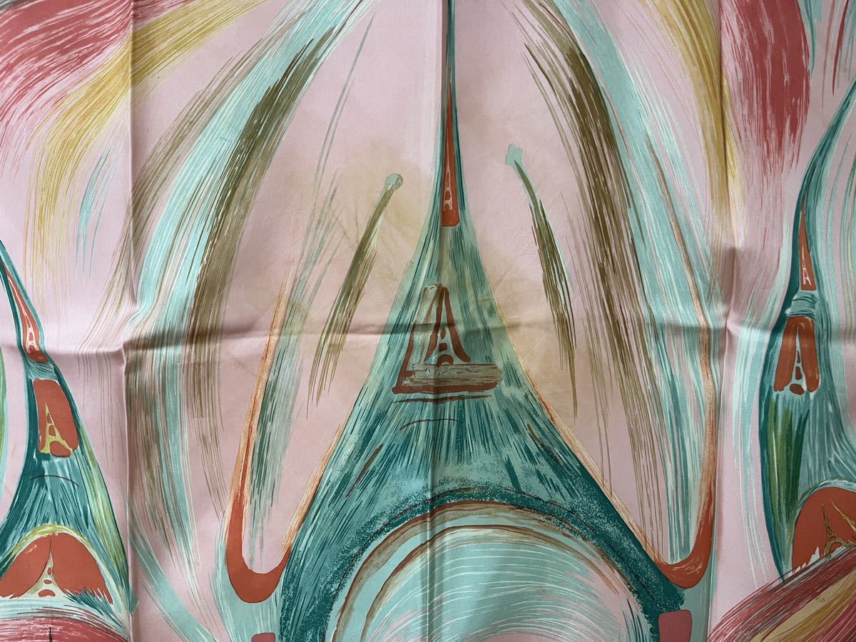 HERMES エルメス カレ90 La Tour Eiffel S'envole エッフェル塔 HERMES エルメス カレ90 La Tour Eiffel S'envole エッフェル塔