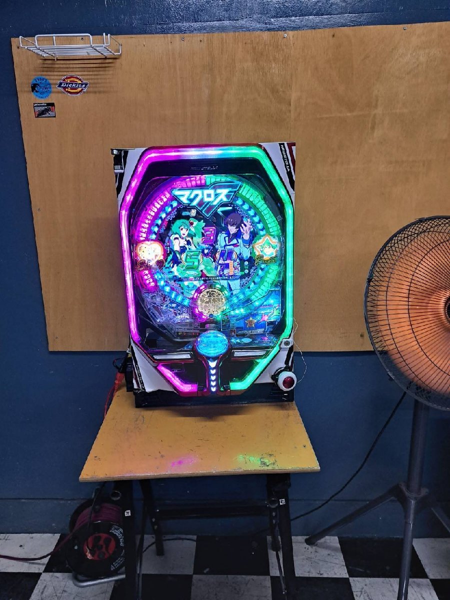 ご自宅まで配達可能 人気 ぱちんこ 実機 Pフィーバーマクロス