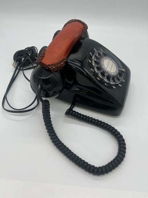 ダイヤル式電話機 601-A2W 昭和レトロ