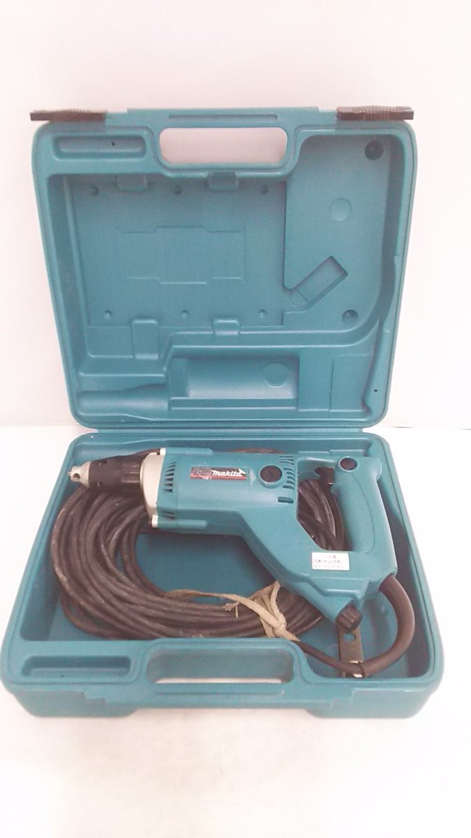 中古品】【値下げしました】☆makita 6812 スクリュードライバー