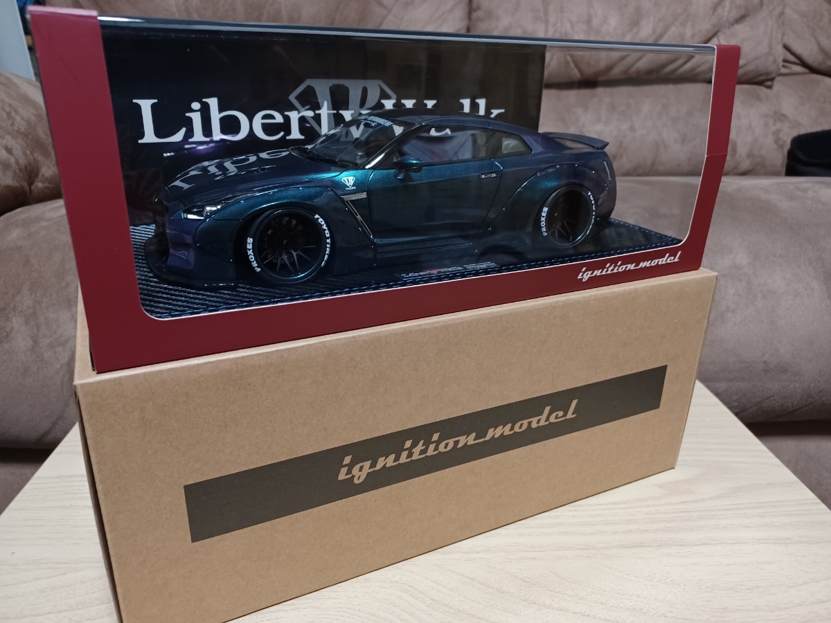 イグニッションモデル IGNITION MODEL 1/18 LBーWORKS GT-R(R35