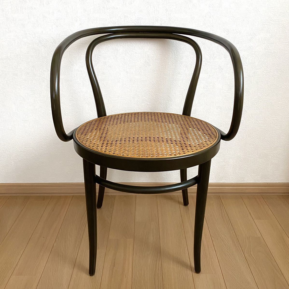 3日間限定ゲリラセール！！ 1970年代 THONET 209 トーネット チェア ヴィンテージ　_画像1