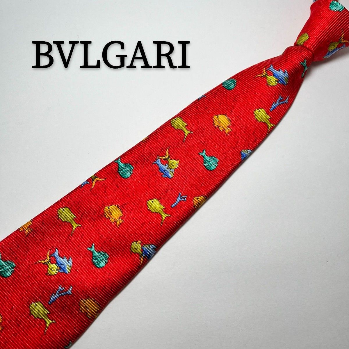 ブルガリ BVLGARI ネクタイ シルク レッド 総柄 華やか ハイブランド レギュラー USED 赤 絹