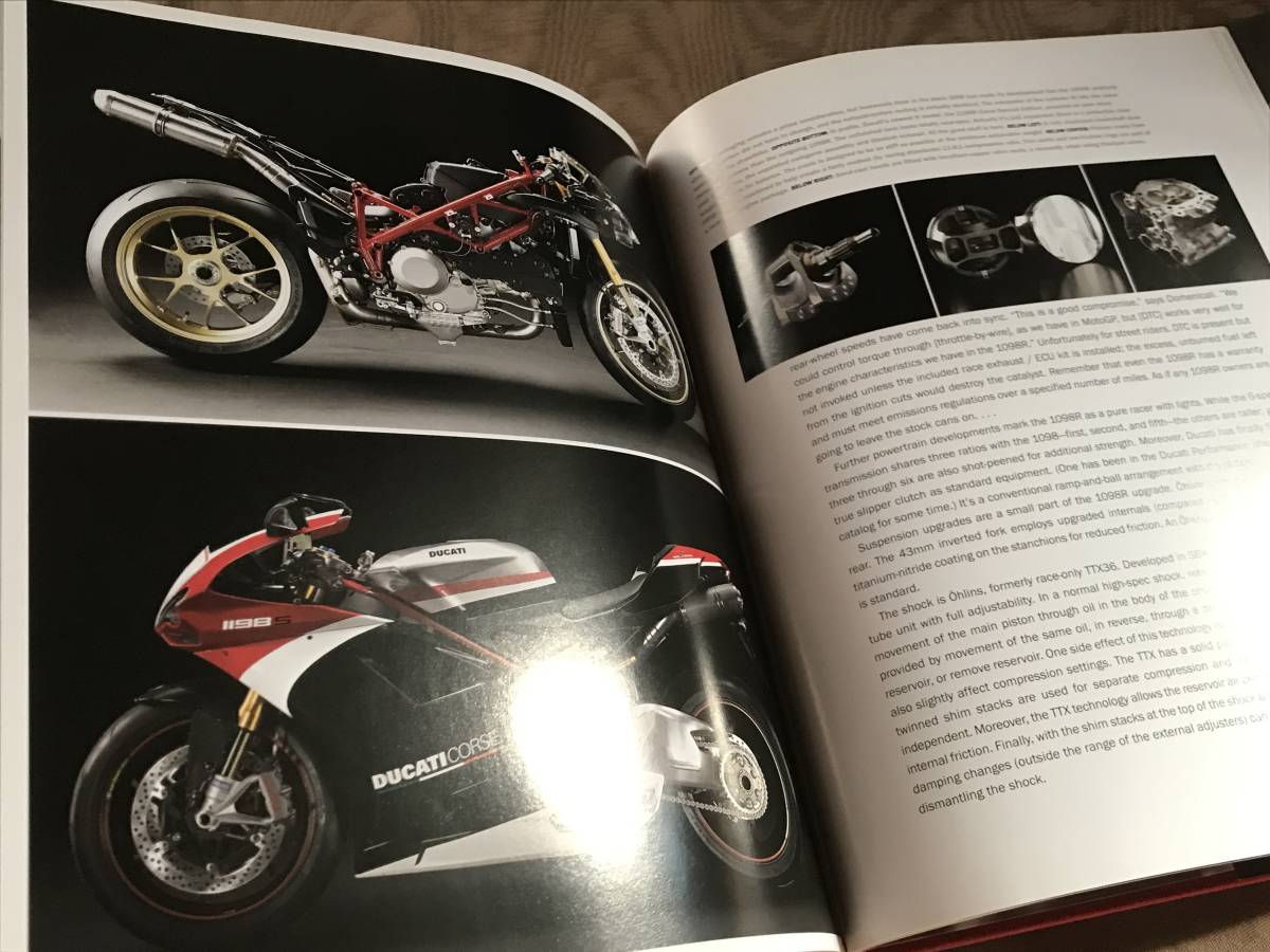 洋書　DUCATI 1098 / 1198　検索：ドゥカティ 写真集 デザイン エンジン 整備書 マニュアル メンテナンス_画像9