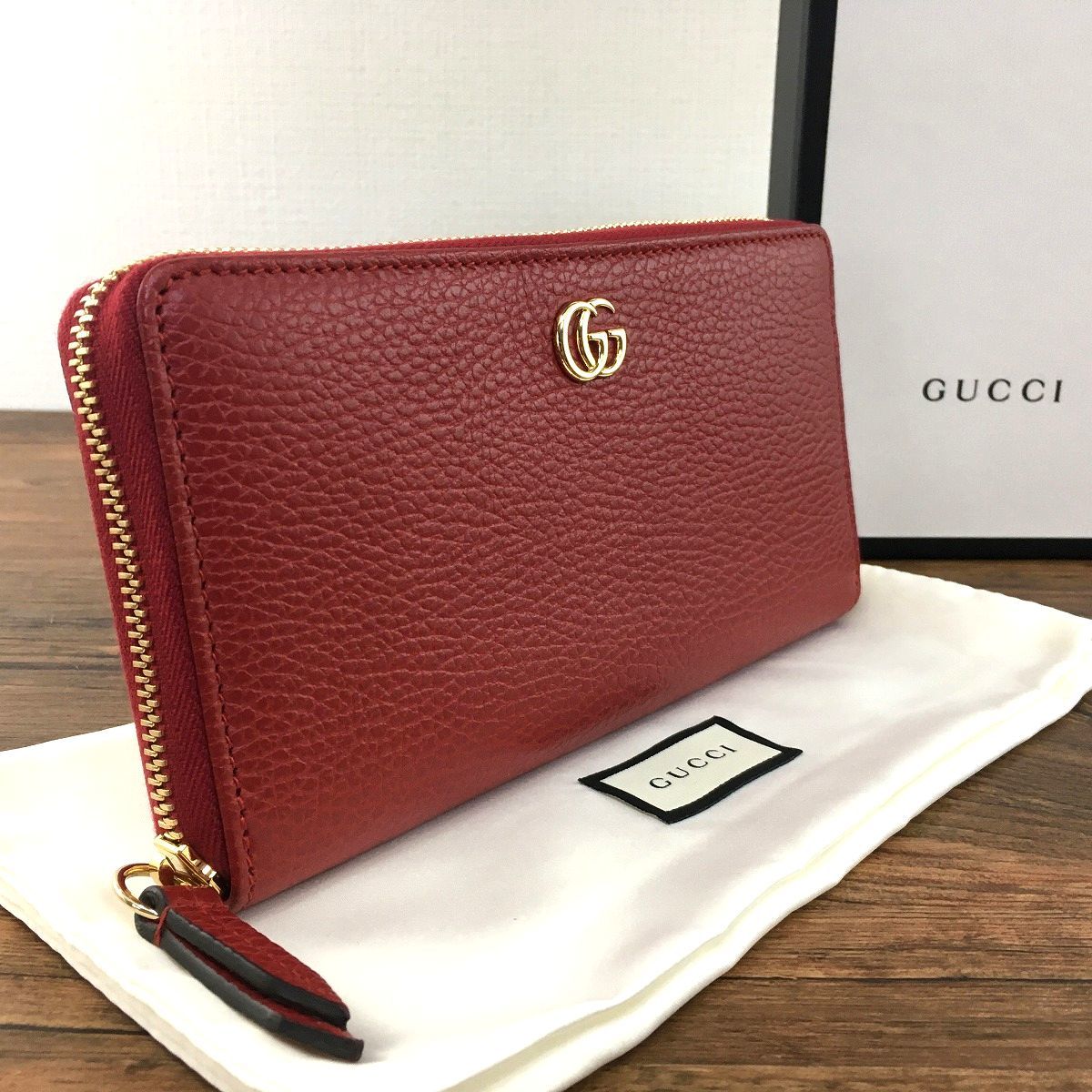 ☆送料無料☆ 未使用品 GUCCI ジップウォレット 456117 レッド プチマーモント 箱付き 381