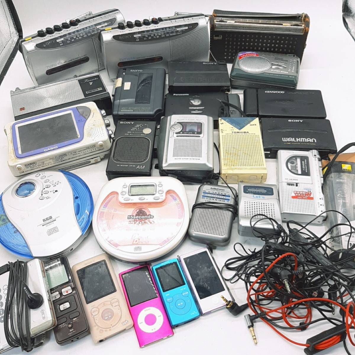 1円〜スタートSONY/ソニー WALKMAN/ウォークマン 大量まとめ売り 67点
