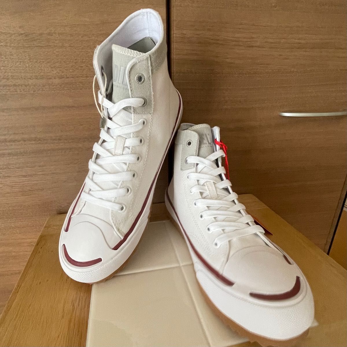 ディーゼル DIESEL スニーカー ハイカット ホワイト 27cm