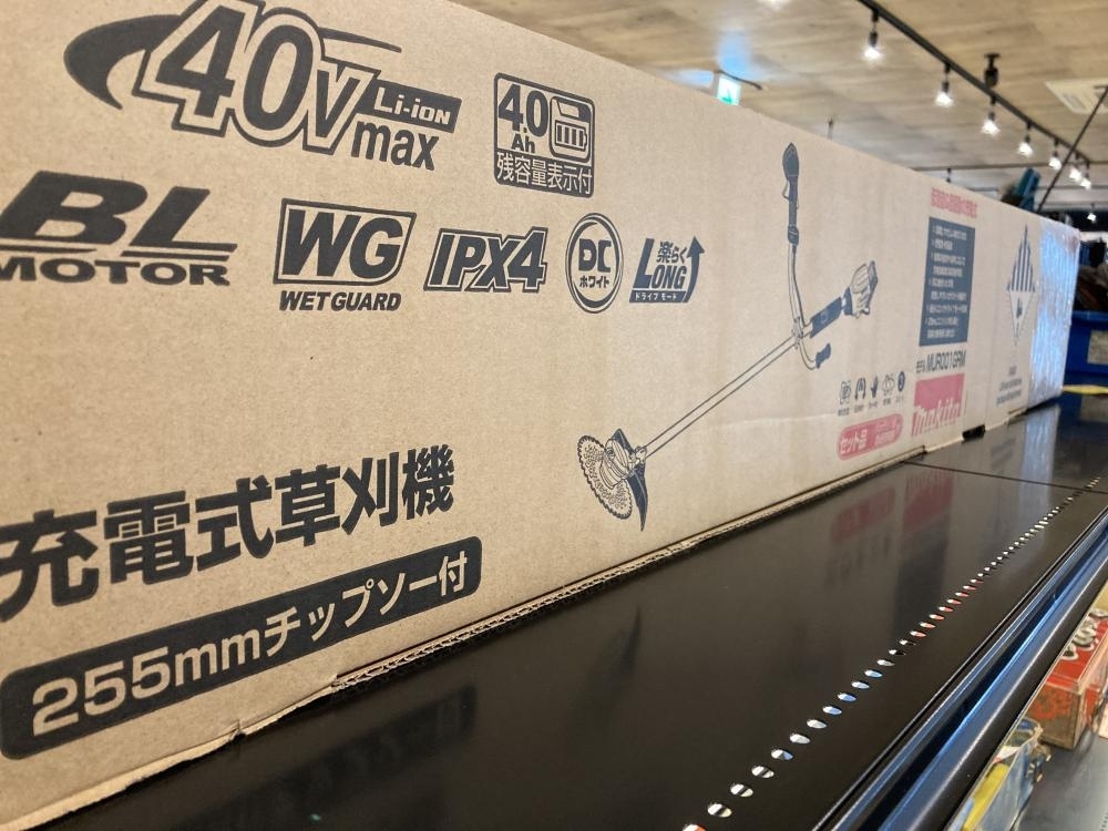 018★未使用品★マキタ　makita 充電式草刈機　刈払機　40Vmax MUR001GRM　バッテリ1個　開封・保管品 ※着払い_画像1