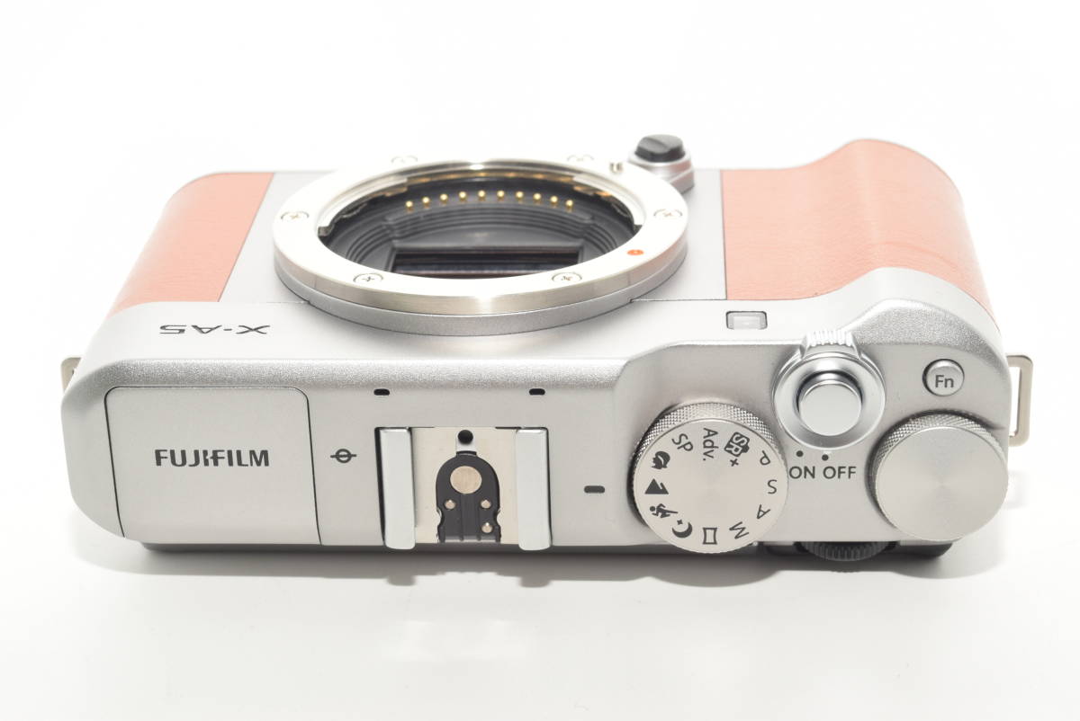 オンライン限定商品】 230667☆ほぼ新品☆FUJIFILM X-A5-BW X-A5