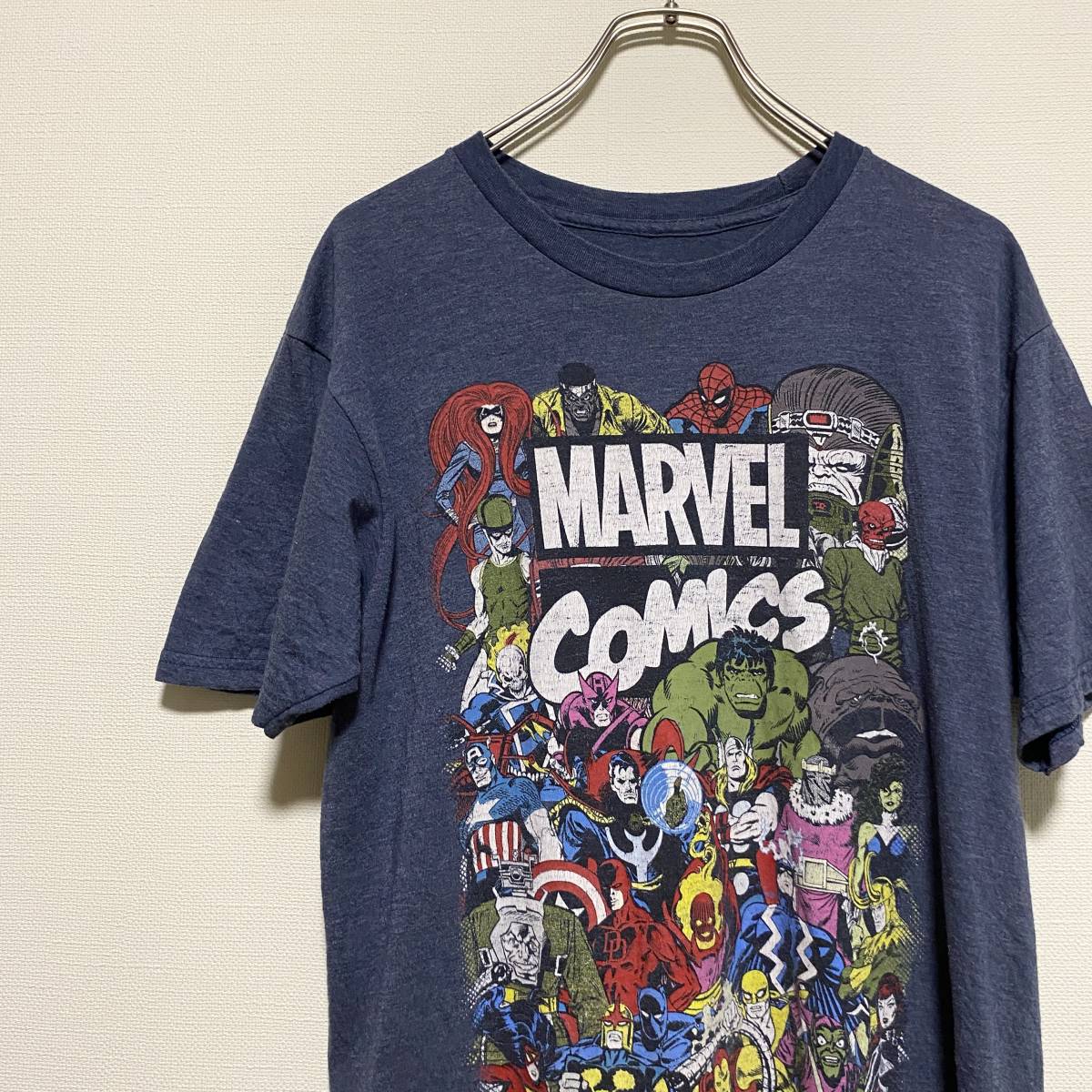 アメリカ古着　MARVEL　マーベル　キャラクター集合　ハルク　スパイダーマン　Mサイズ　【J635】