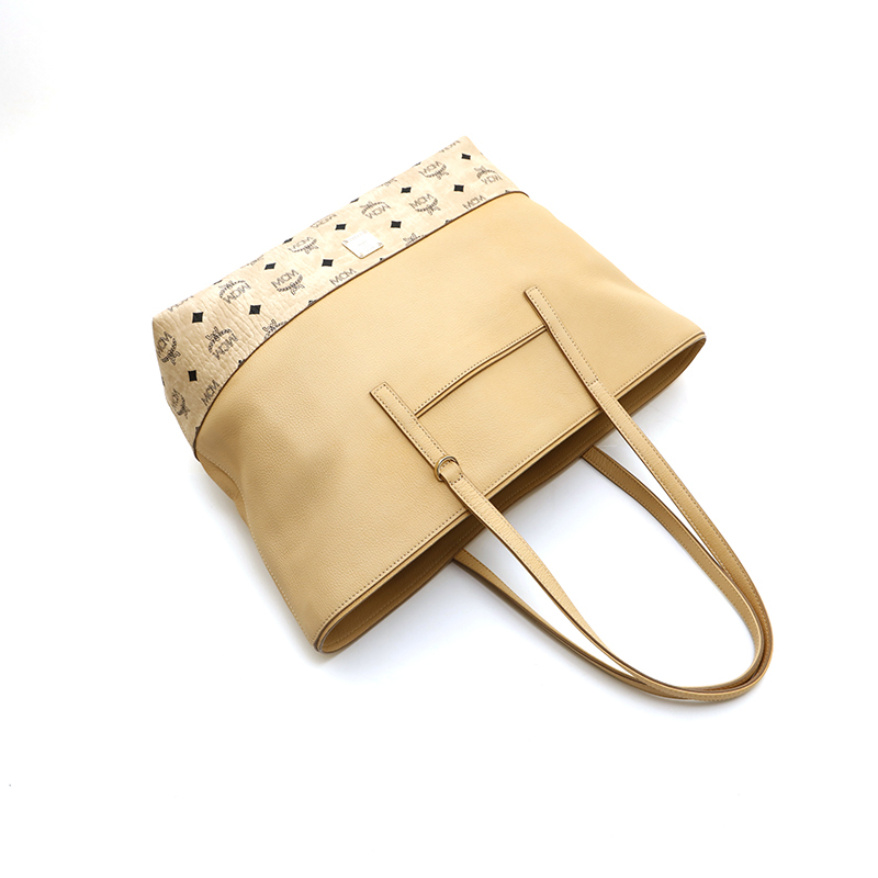 エム・シー・エム MCM トートバッグ ロゴ レザー ベージュ