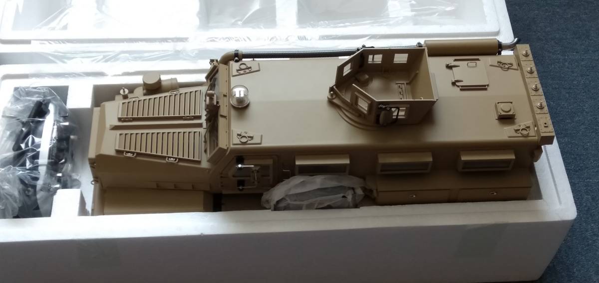 新品希少品 1/12 2.4G 16CH 6WD U.S MILITARY COUGAR 6X6 MRAP RC CAR - HG P602 25km/h _撮影の為開封