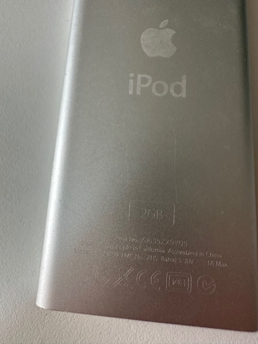 iPod nano 2gb 本体のみ