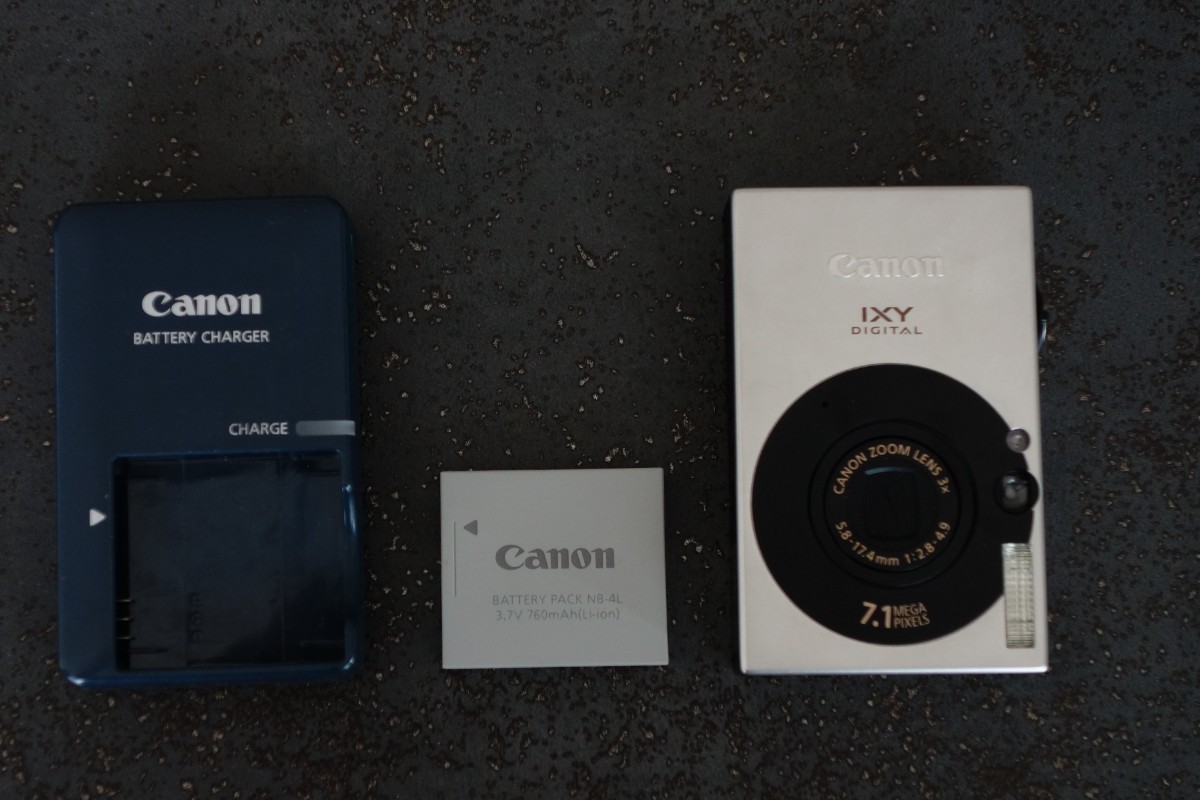 Amazon.co.jp: Canon デジタルカメラ IXY Fシルバー 広角mm