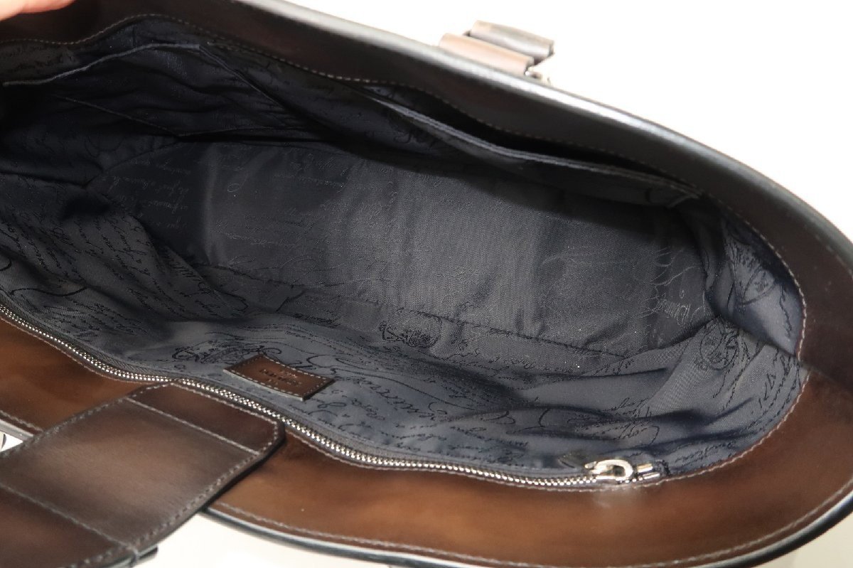 超可爱の トゥージュール Berluti(ベルルッティ) 新品 定価45万超