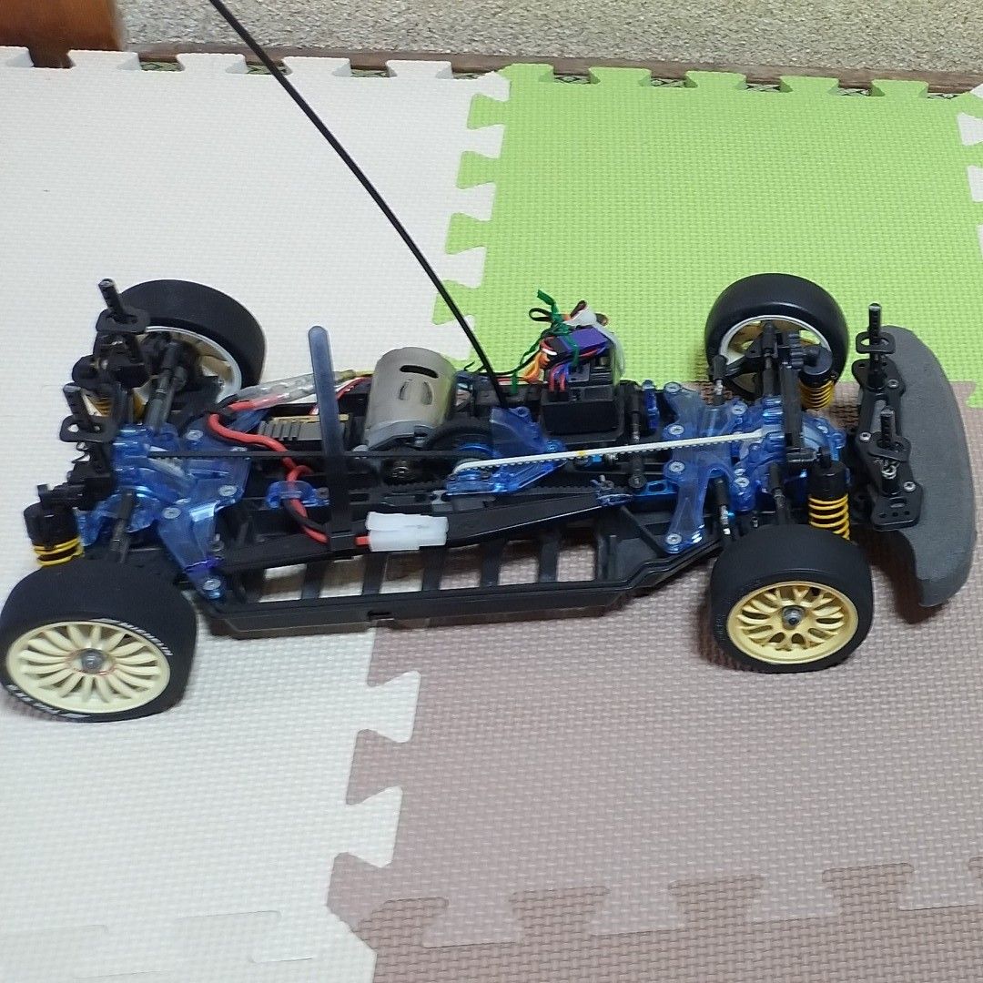 タミヤTA05 クリアバルクヘッドアルミパーツ多数 メカ付中古 タミヤTA05 クリアバルクヘッドアルミパーツ多数 メカ付中古