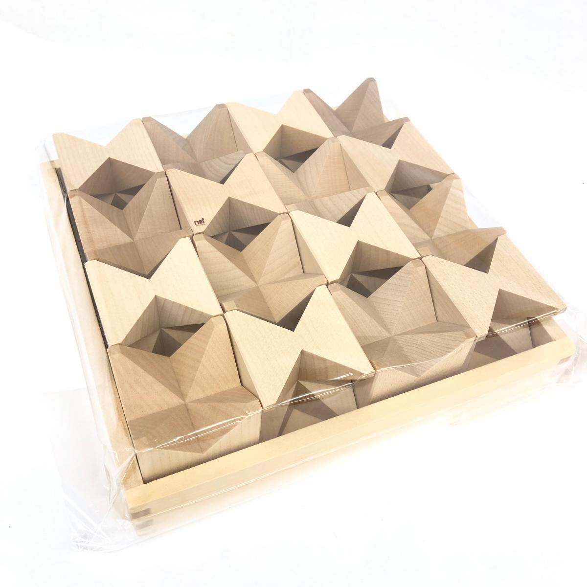 未使用品◇Naef ネフ社 ネフスピール 積み木◇16ピース ベージュ 木製