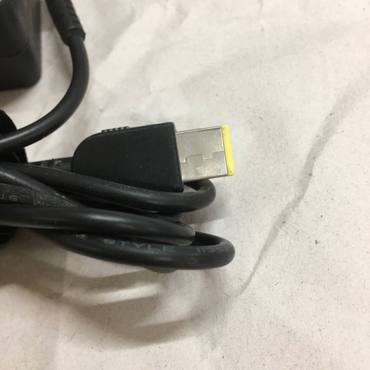 純正ACアダプタ lenovo PA-1650-72 20V-3.25A 65W 電源コード付 四角口