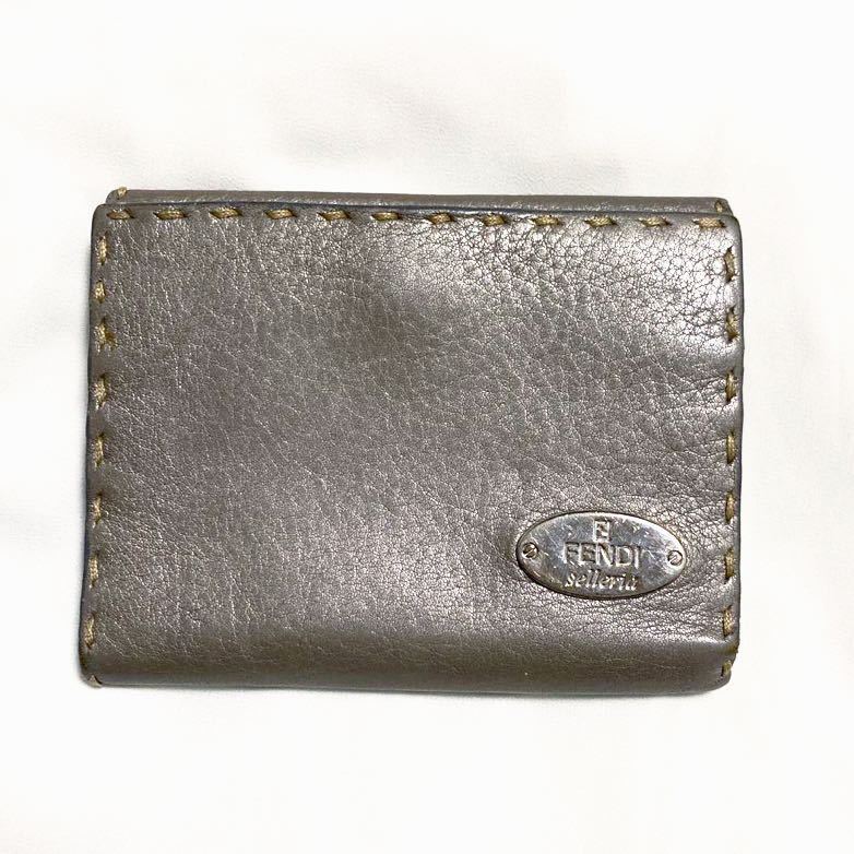 美品】FENDI フェンディ コンパクトウォレット 財布 折り財布 二つ折り