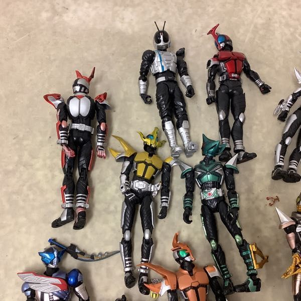 1円〜 訳あり ジャンク 仮面ライダーカブト 仮面ライダーキックホッパー 仮面ライダードレイク 他 仮面ライダードレイク