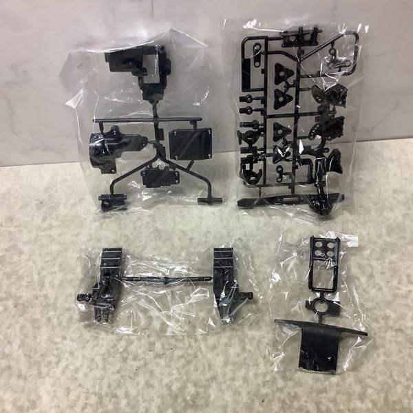 1円〜 タミヤ 1/10 電動RC 4WDレーシングバギー アバンテ 2011